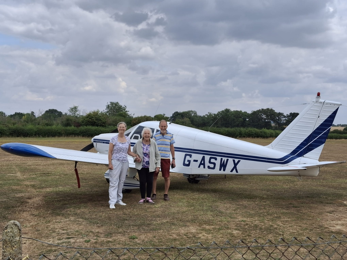 Barabara takes a visit to Old Warden Aerodome