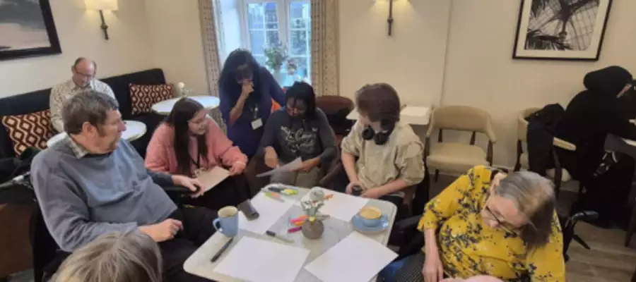 Alston House Residents Contribute to Community Mural Project in Eastleigh