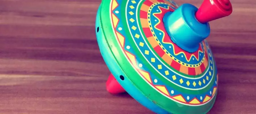 Milngavie residents share retro toys with local children