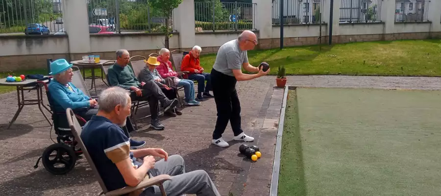 NEWTON HOUSE BOWLED OVER BY THEIR VERY OWN GREEN