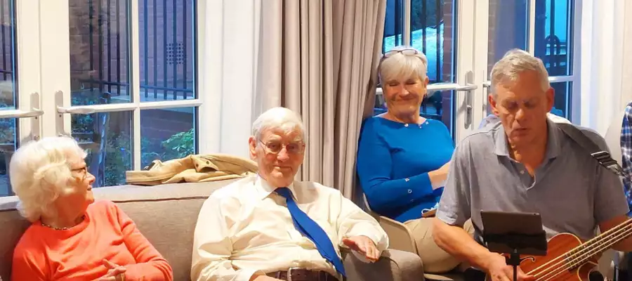 Bring me sunshine joy for Richmond House Care Home residents as Flukes hit high note