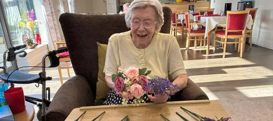 A Sunny Start to Spring Gardening at Caddington Grove