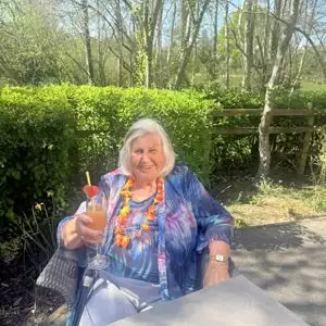 489964122 694826676234847 7271123114523197447 N