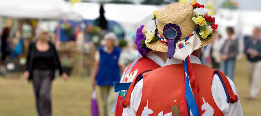 Morris Dancing Tradition Comes To Milngavie Manor