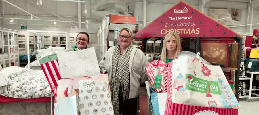 Caddington Grove Residents Receive Festive Surprise from Local Dunelm Store