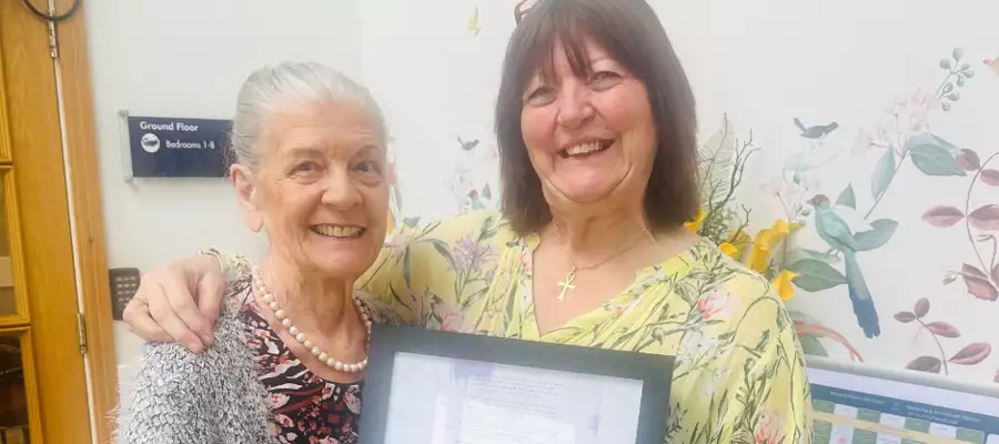 Verwood Receptionist Pays Tribute To Carers In Heartfelt Poem
