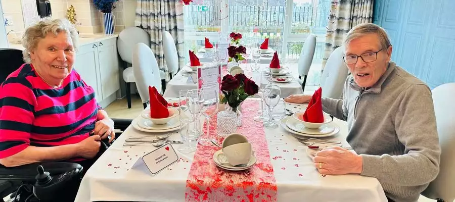 Lovestruck Gwen and Bob have all the right moves for Valentines