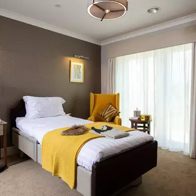 tastefully decorated en-suite bedrooms